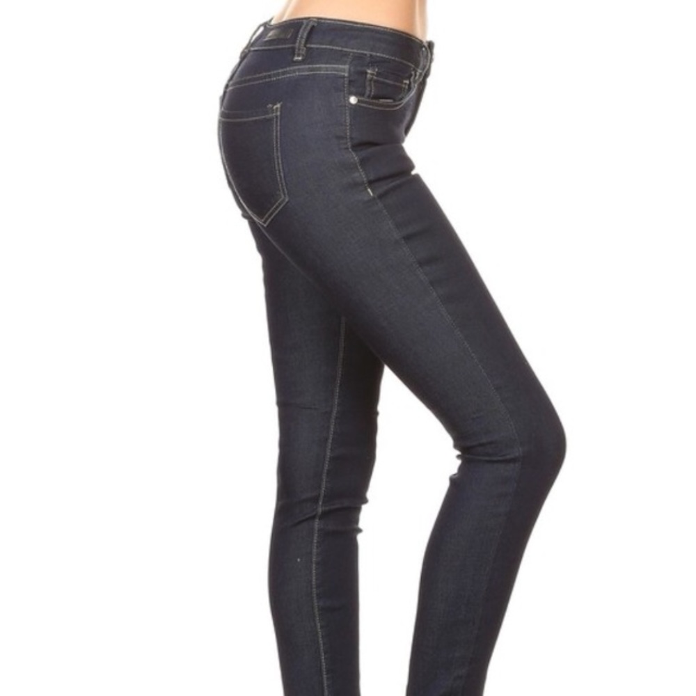 🆕 Dark skinny jeans